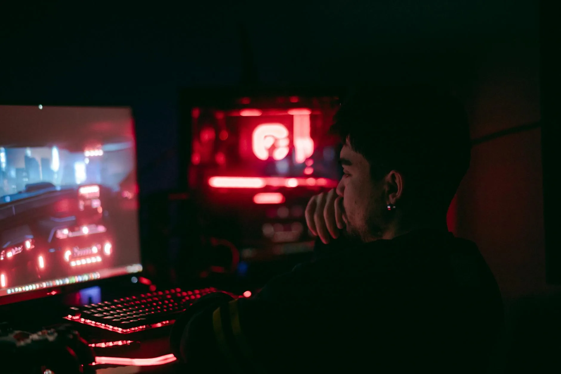 AOC Agon Pro’nun Yeni OLED Canavarı: Fiyatı Belli Oldu